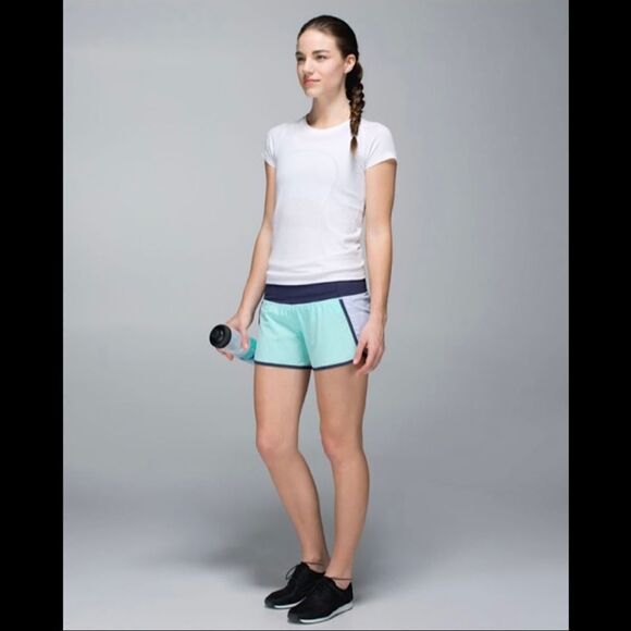Lululemon-Run Times Short *4-Way Stretch Aquamarine / Cool Breeze / Cade - Picture 1 of 9